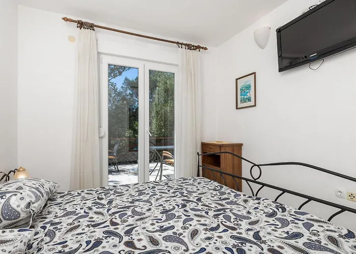 3 Bedroom In *