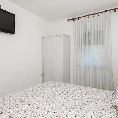 3 Bedroom In *