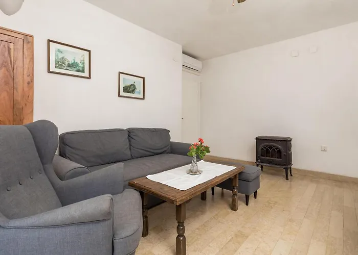 3 Bedroom In Apartman
