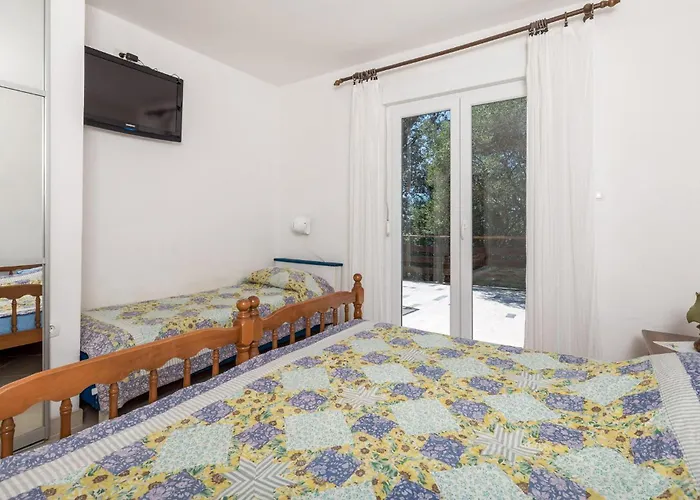 3 Bedroom In Apartment