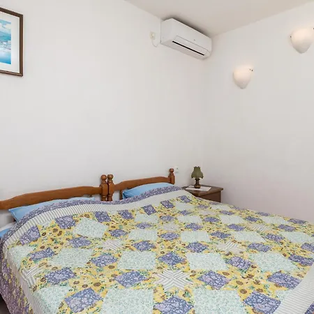 3 Bedroom Front In Appartement *